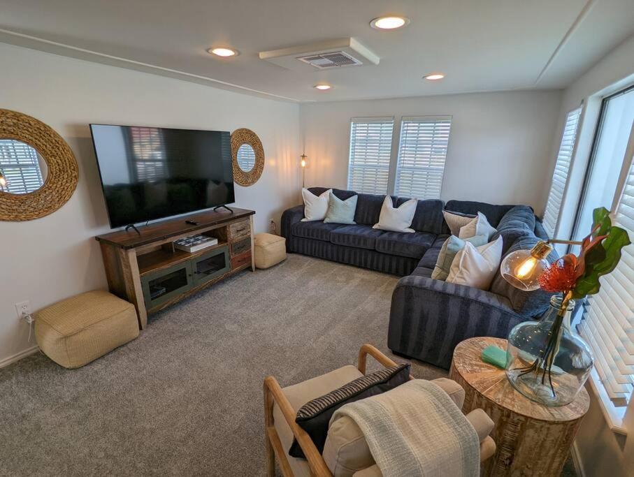 5/3 With A Heated Pool 2 Min From Beach, Updated Galveston Exterior photo