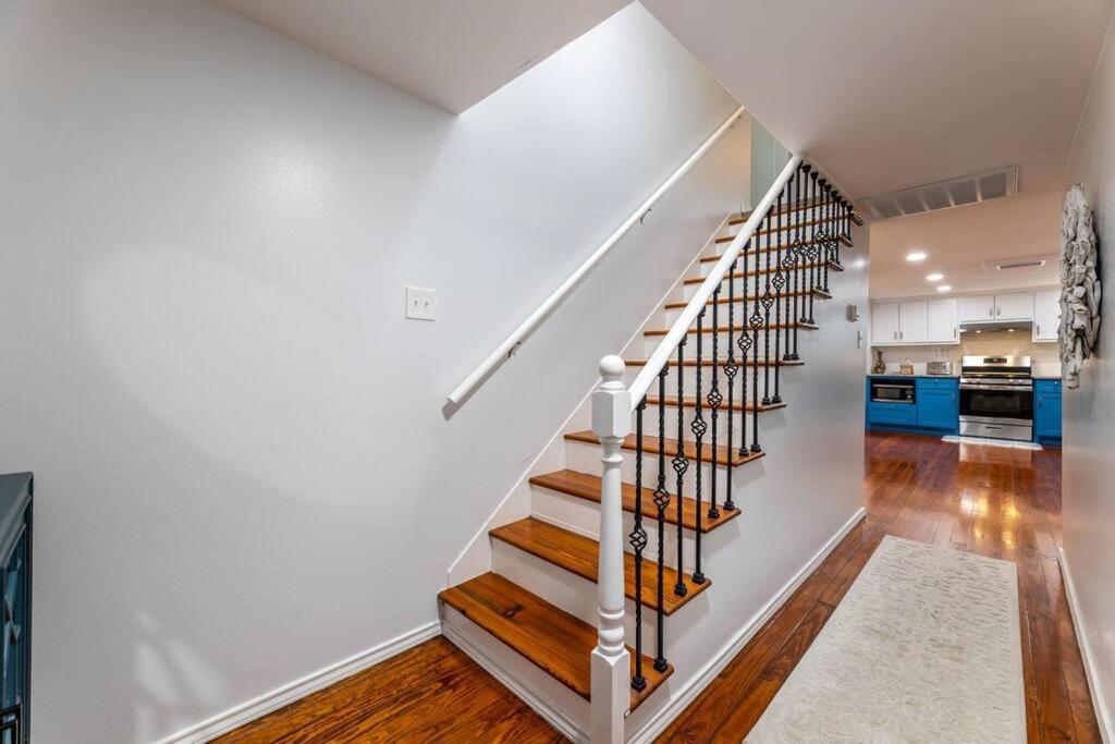 5/3 With A Heated Pool 2 Min From Beach, Updated Galveston Exterior photo