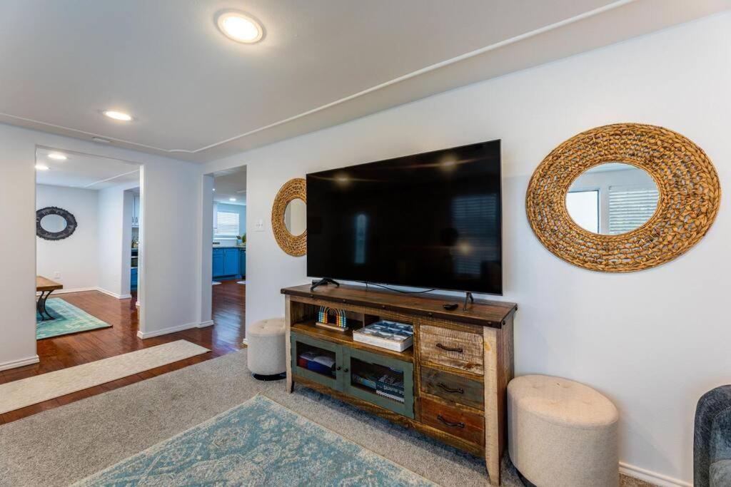 5/3 With A Heated Pool 2 Min From Beach, Updated Galveston Exterior photo