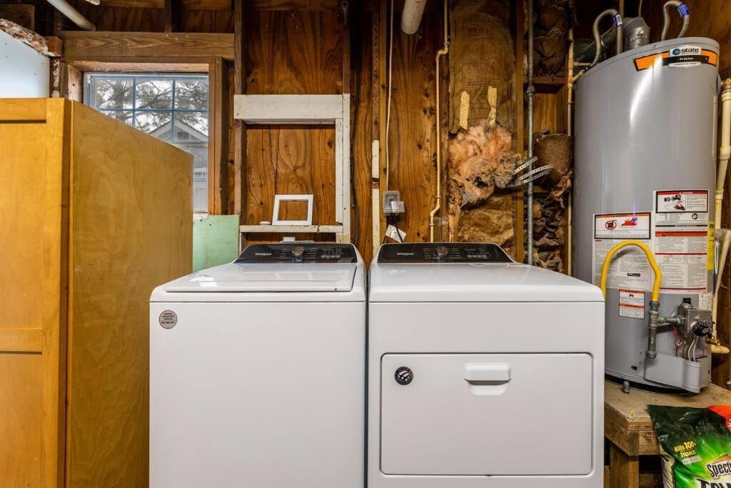 5/3 With A Heated Pool 2 Min From Beach, Updated Galveston Exterior photo